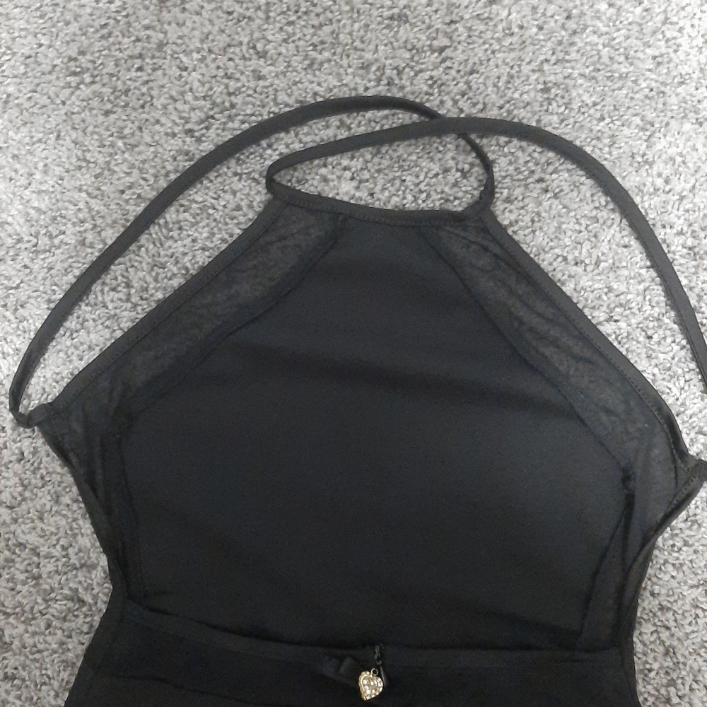 Dress - Picture 6 of 10
